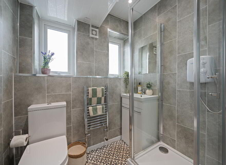 156 Locksley Park, Upper Lisburn Road, Belfast, BT10 0AT