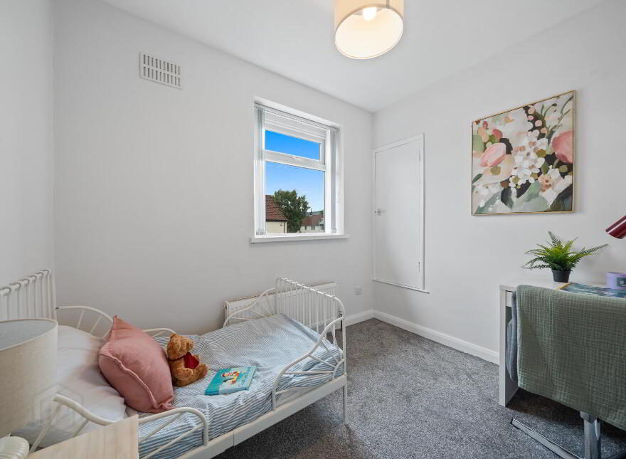 156 Locksley Park, Upper Lisburn Road, Belfast, BT10 0AT