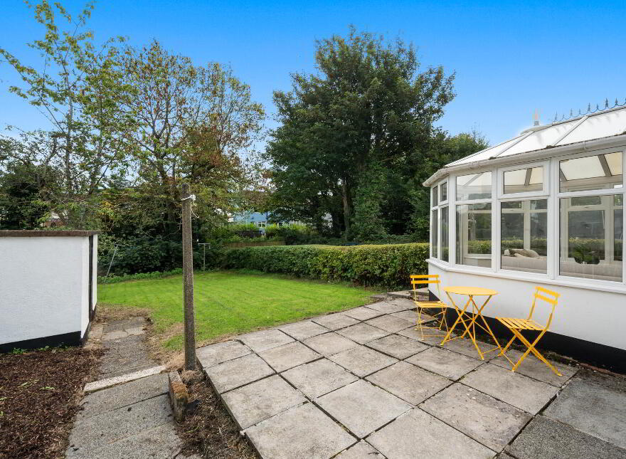 156 Locksley Park, Upper Lisburn Road, Belfast, BT10 0AT