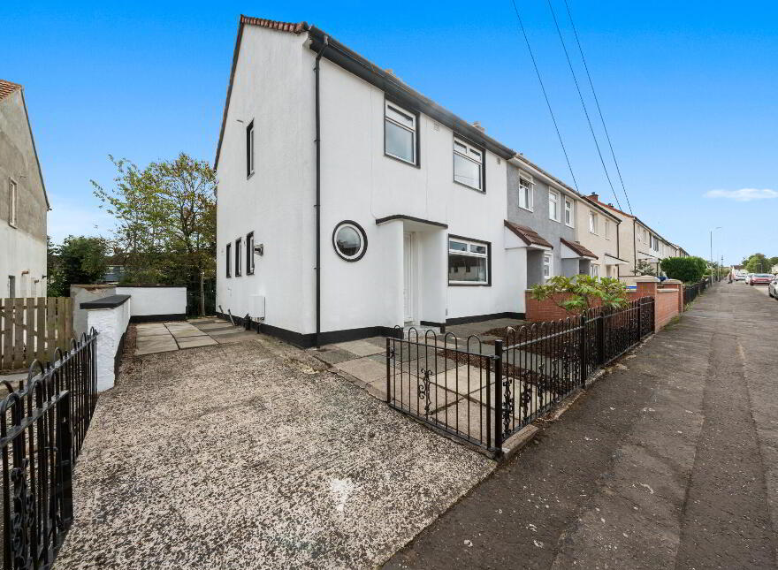 156 Locksley Park, Upper Lisburn Road, Belfast, BT10 0AT