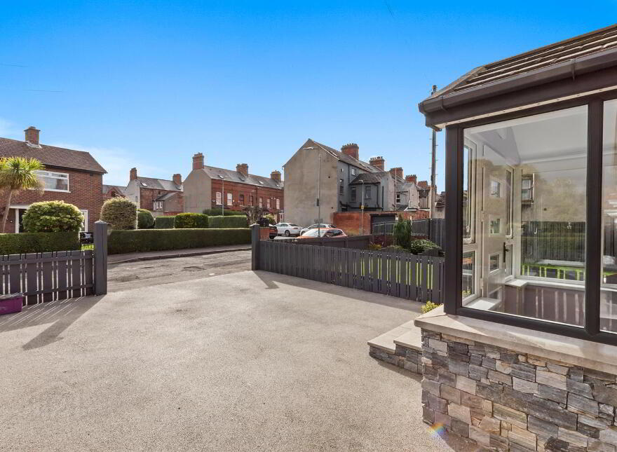 2 Edenvale Gardens, Belfast, BT4 2BD