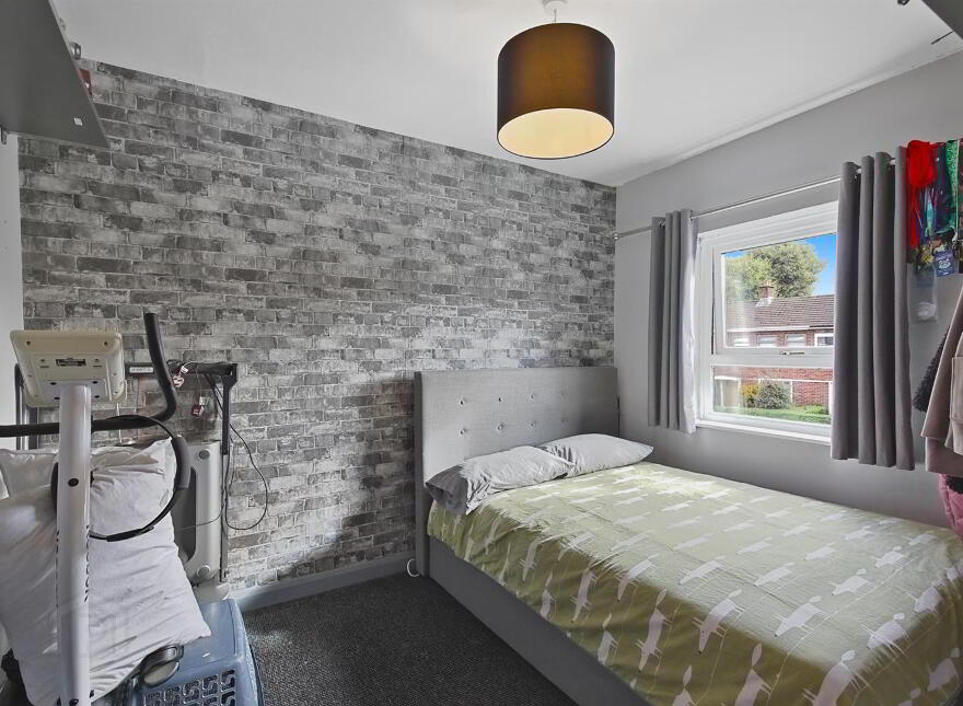 2 Edenvale Gardens, Belfast, BT4 2BD