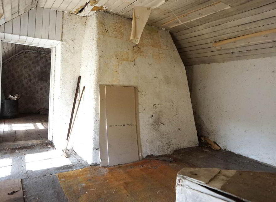 Mullaunnasmear, Bunclody, Y21Y478
