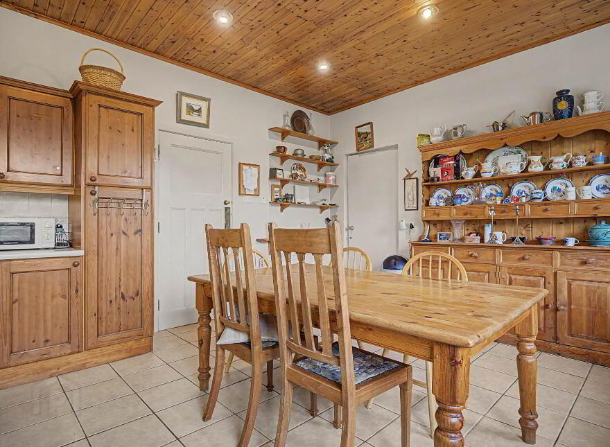 18 Deanfield, Limavady Road, Derry, BT47 6HY