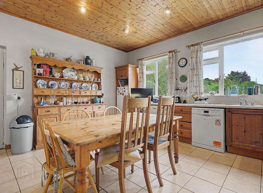 18 Deanfield, Limavady Road, Derry, BT47 6HY