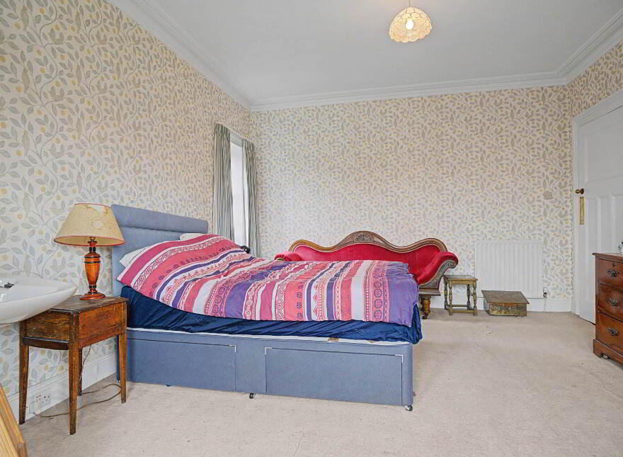 18 Deanfield, Limavady Road, Derry, BT47 6HY