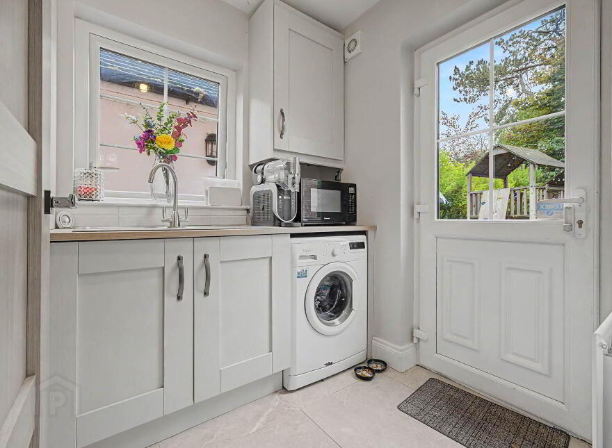 25 Brookmount, Dalys Brae, Derry, BT47 5AD