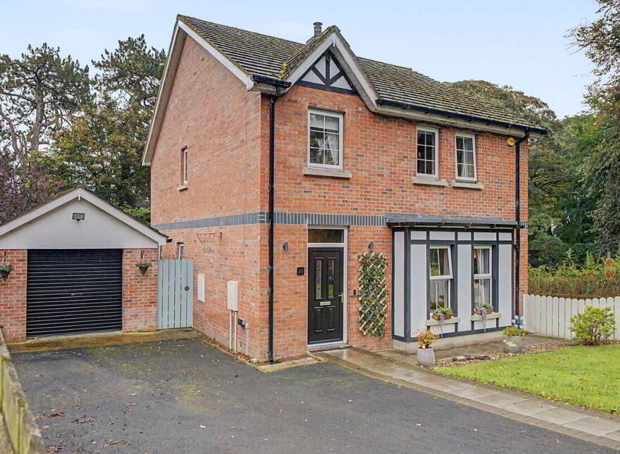25 Brookmount, Dalys Brae, Derry, BT47 5AD