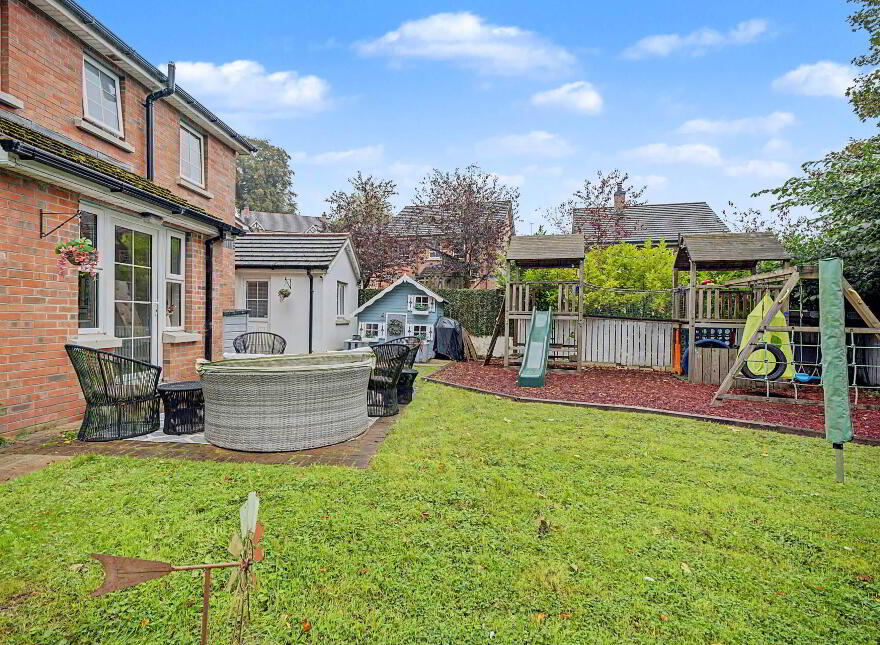 25 Brookmount, Dalys Brae, Derry, BT47 5AD