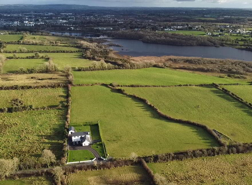 Lagnavaddoge, Castlebar