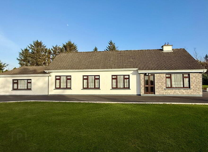 4 Bed Plus Granny Flat, "Lakeview", Derrylea, Cloonkeen, F23D767