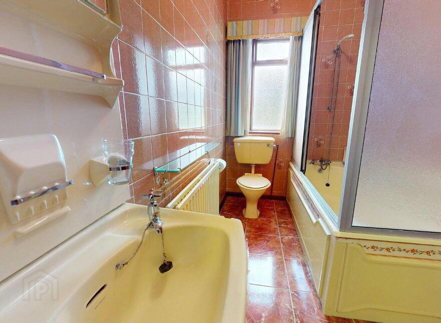 4 Bed Plus Granny Flat, "Lakeview", Derrylea, Cloonkeen, F23D767