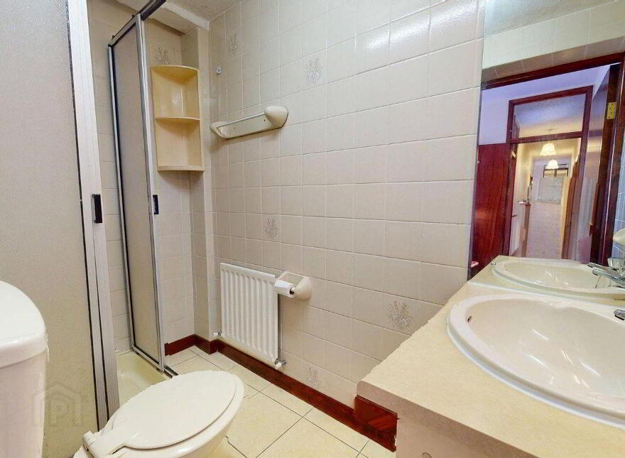4 Bed Plus Granny Flat, "Lakeview", Derrylea, Cloonkeen, F23D767