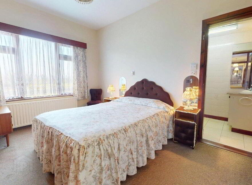 4 Bed Plus Granny Flat, "Lakeview", Derrylea, Cloonkeen, F23D767