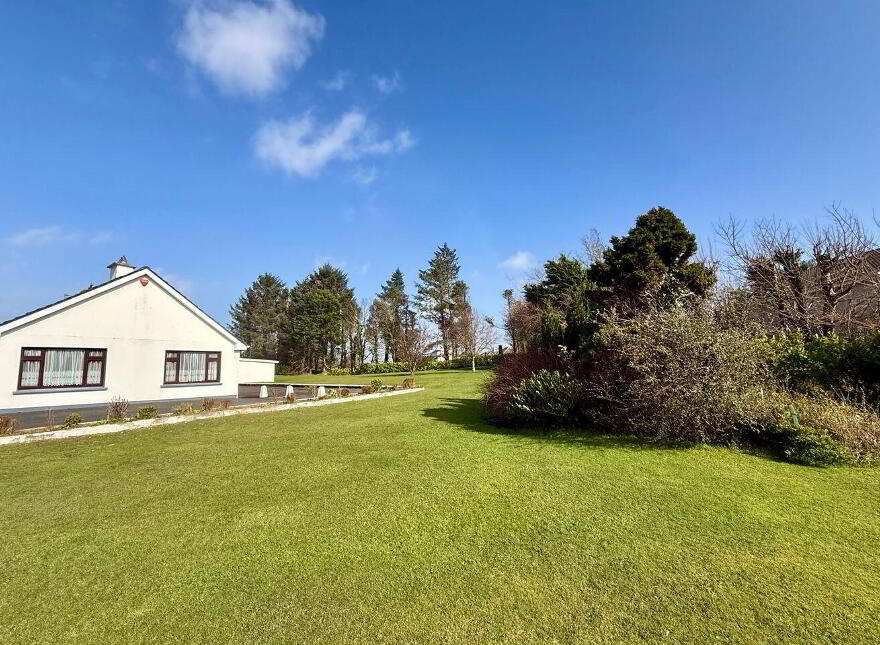 4 Bed Plus Granny Flat, "Lakeview", Derrylea, Cloonkeen, F23D767
