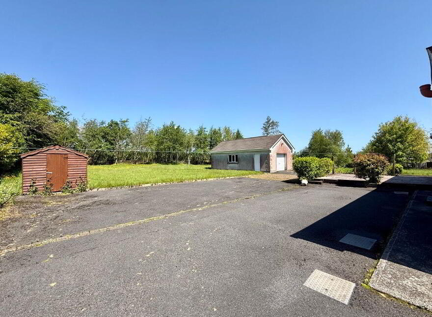 2 Frenchbrook, Sarnaught, Castlebar, F23X403