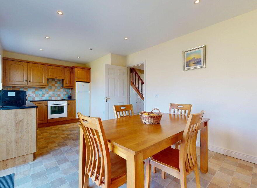 112 Manor Village, Westport Road, Castlebar, F23R598