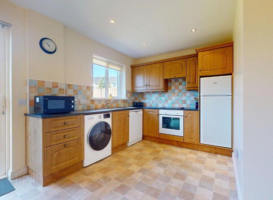 112 Manor Village, Westport Road, Castlebar, F23R598