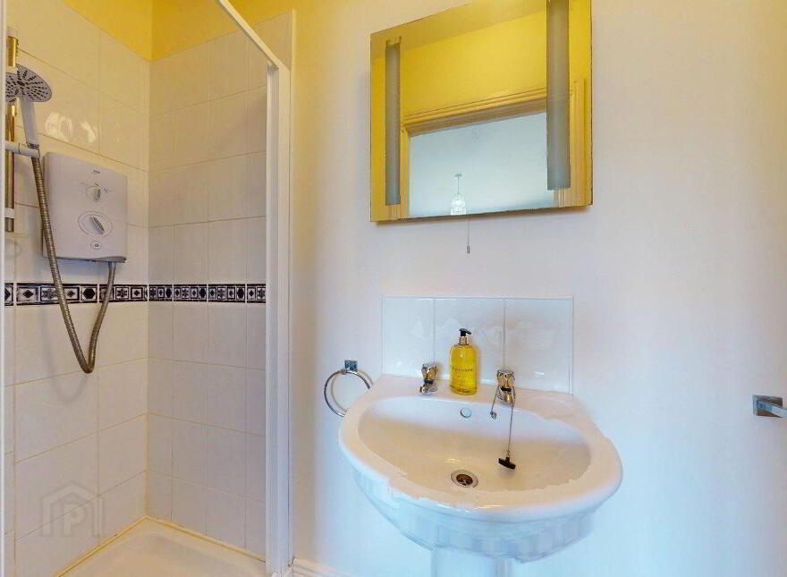 112 Manor Village, Westport Road, Castlebar, F23R598