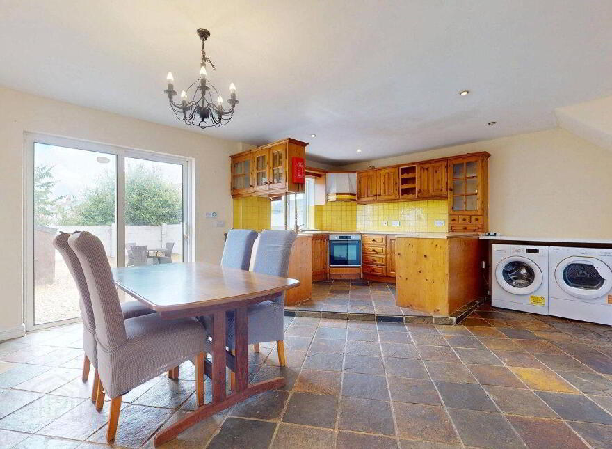 39 Manor Village, Westport Road, Castlebar, F23TD30