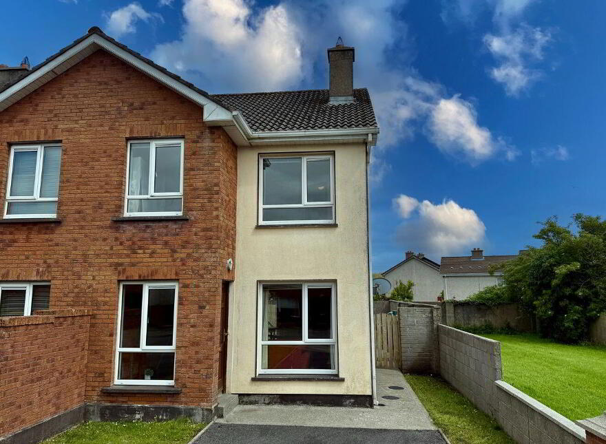 23 Rockvale, Castlebar, F23FK38 photo
