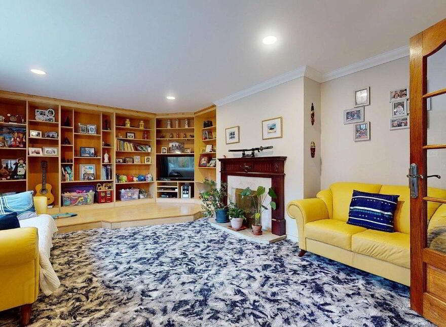 24 Garryduff Drive, Pound Road, Castlebar, F23V129
