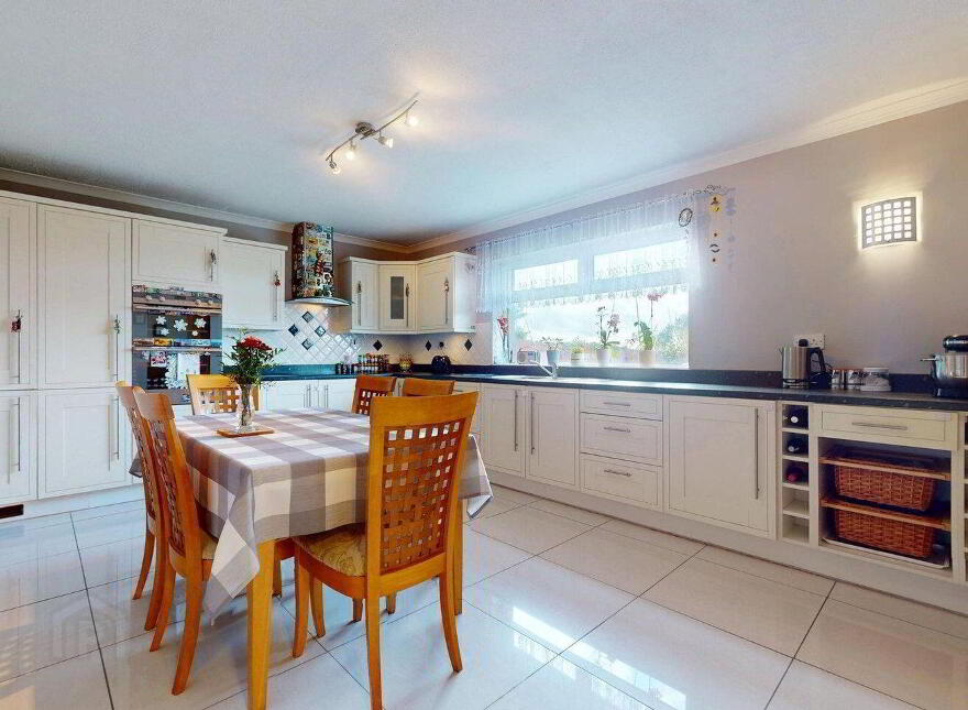 24 Garryduff Drive, Pound Road, Castlebar, F23V129
