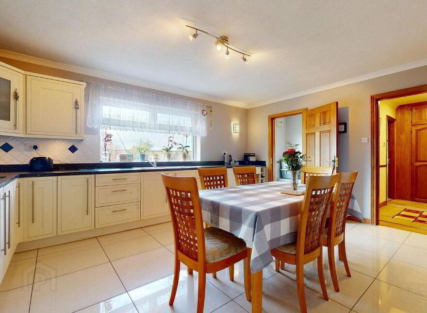 24 Garryduff Drive, Pound Road, Castlebar, F23V129