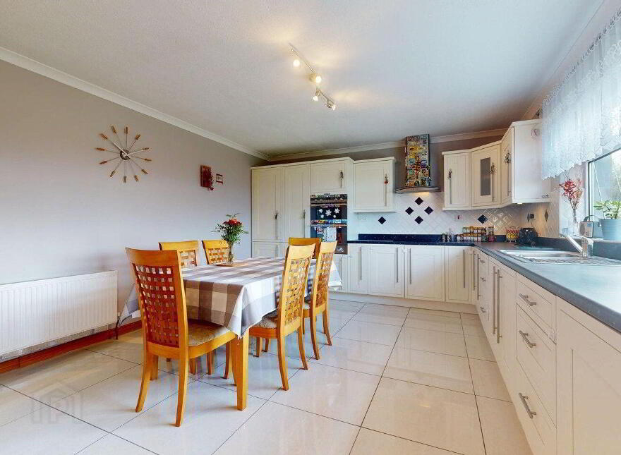 24 Garryduff Drive, Pound Road, Castlebar, F23V129