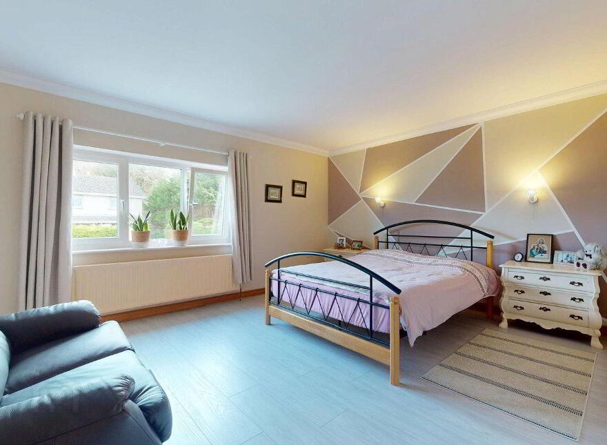 24 Garryduff Drive, Pound Road, Castlebar, F23V129