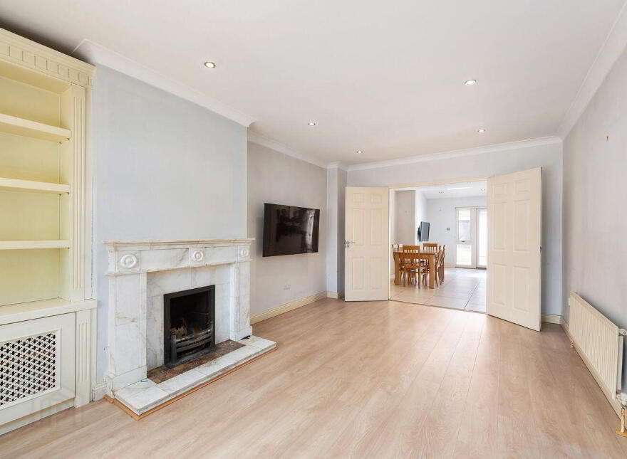 13 Brookvale Downs, Rathfarnham, Dublin 14, D14V205