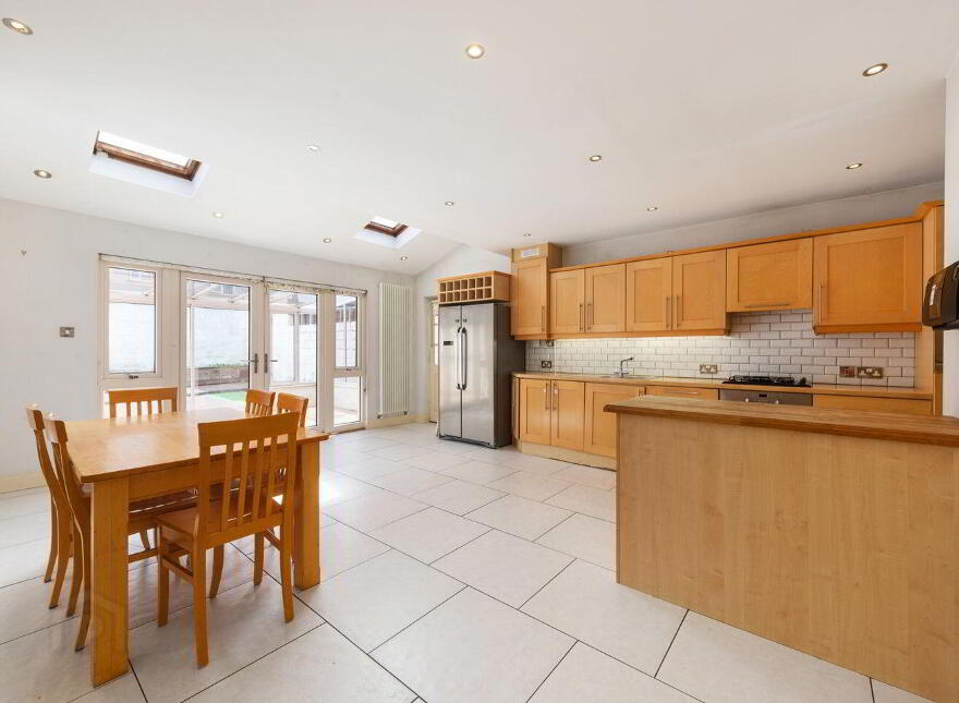 13 Brookvale Downs, Rathfarnham, Dublin 14, D14V205
