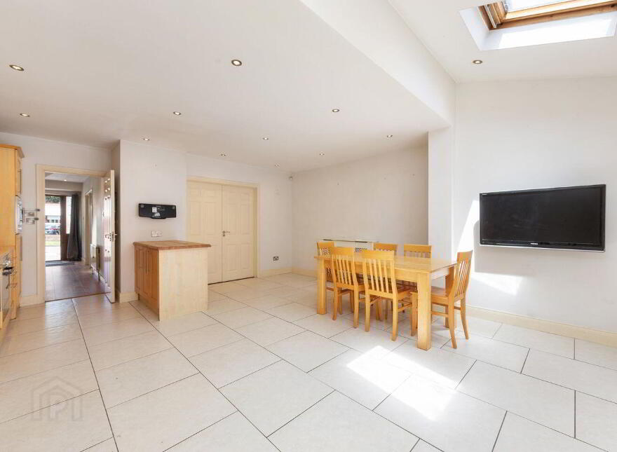 13 Brookvale Downs, Rathfarnham, Dublin 14, D14V205