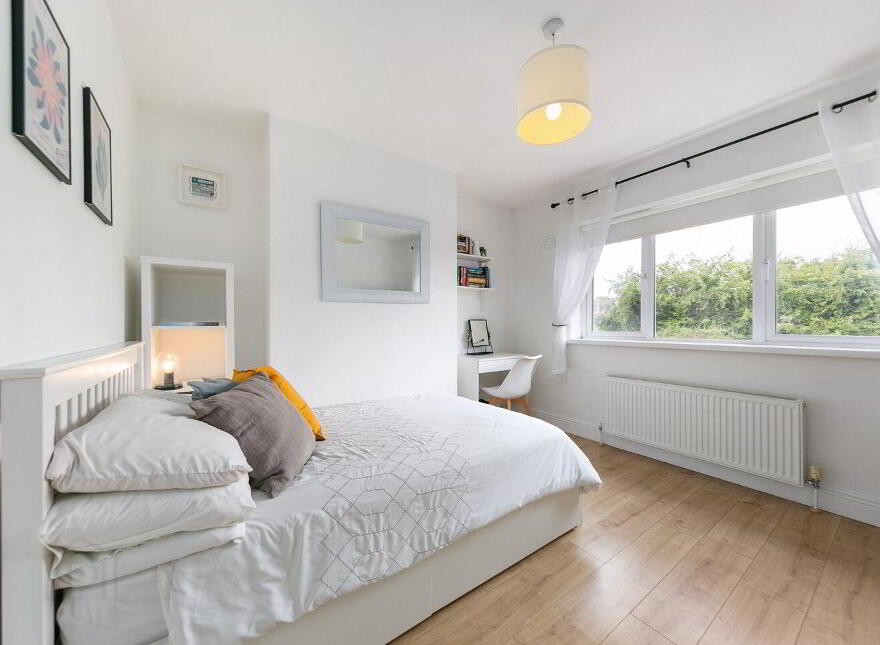 80 Parkmore Drive, Terenure, 6W, D6w K598, Terenure, D6WK598