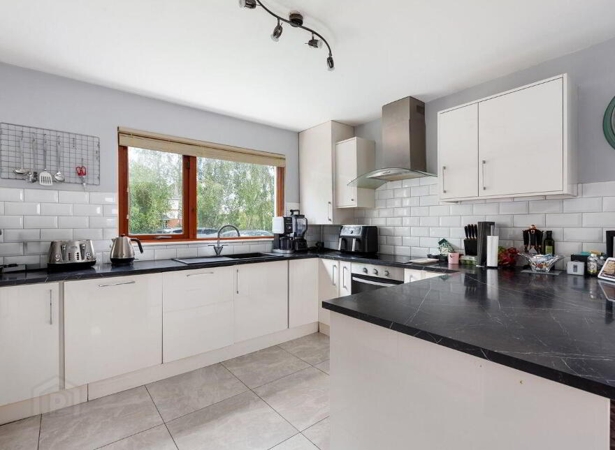 71 Hunters Way, Hunterswood, Ballycullen, Ballycullen, D24N2C6