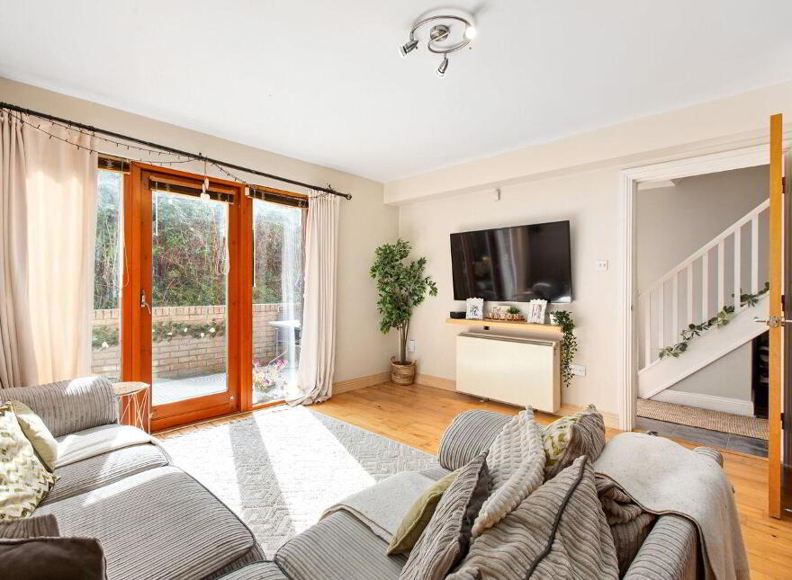 121 Hunters Green, Ballycullen, Ballycullen, D24RHW0 photo