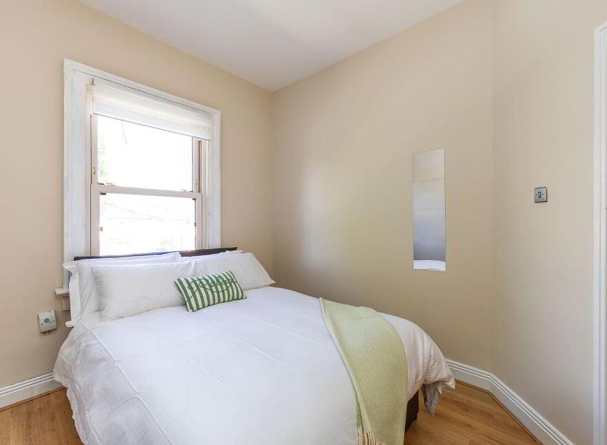 101 Clonliffe Road, Drumcondra, Drumcondra, D03NX70