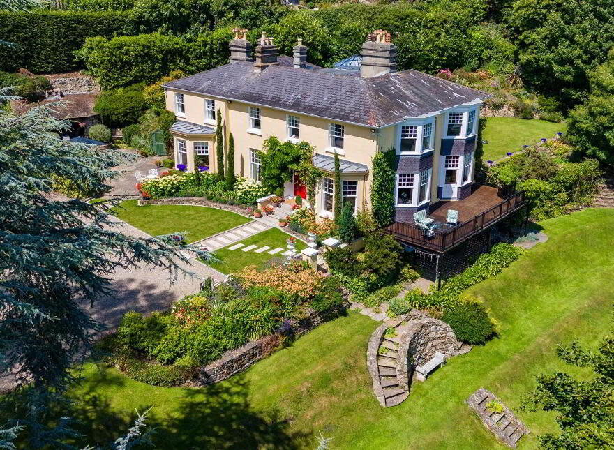Kilmore, Kilmore Avenue, Killiney, A96F252