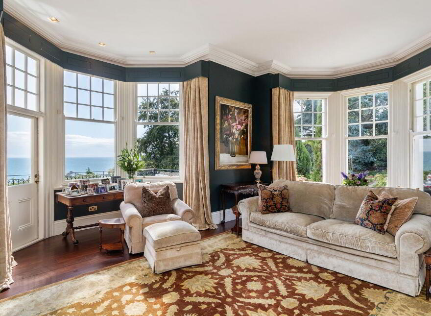 Kilmore, Kilmore Avenue, Killiney, A96F252