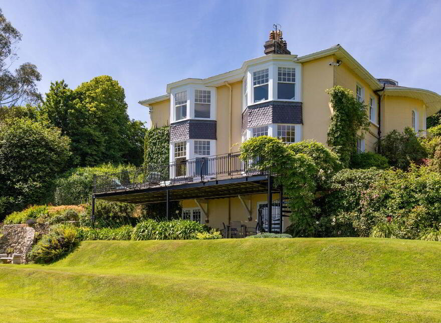 Kilmore, Kilmore Avenue, Killiney, A96F252