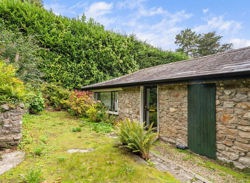 Kilmore, Kilmore Avenue, Killiney, A96F252