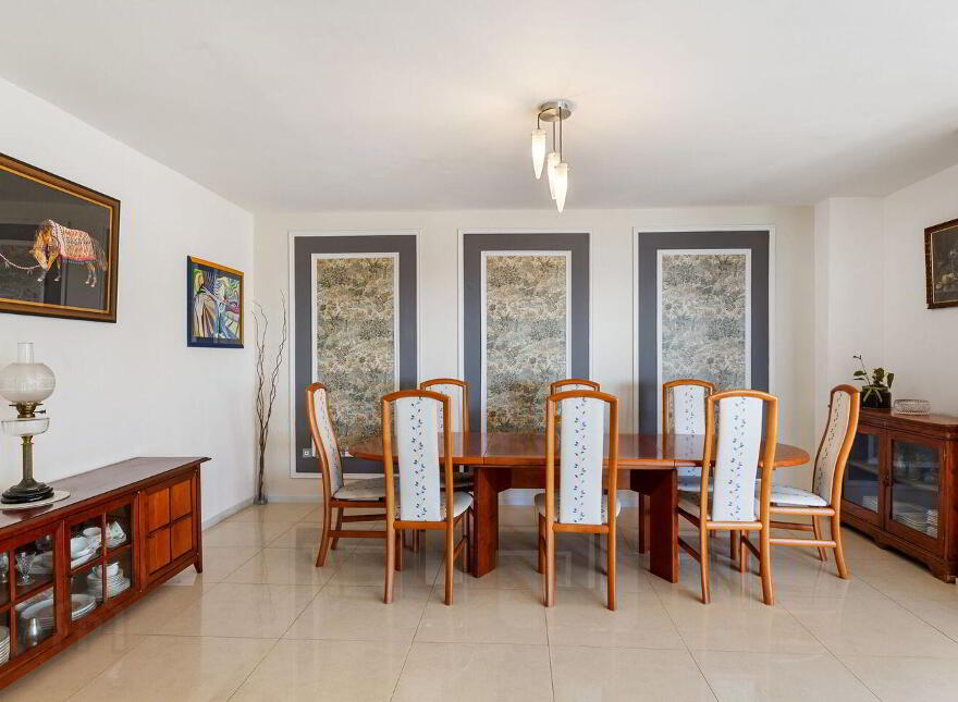 The Penthouse, No, 4 Killiney Hill Plaza, Killiney, A96XR62