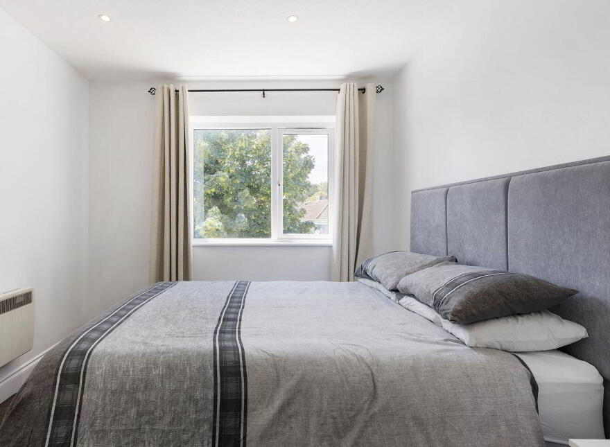 24 Killiney Court, Seafield Road, Killiney, A96YV22