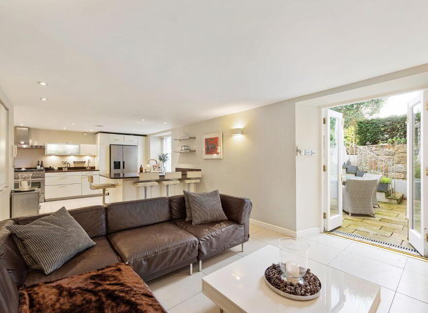 Rockmount, 29 Sorrento Road, Dalkey, A96XR28