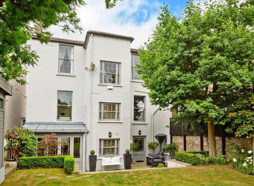 Rockmount, 29 Sorrento Road, Dalkey, A96XR28