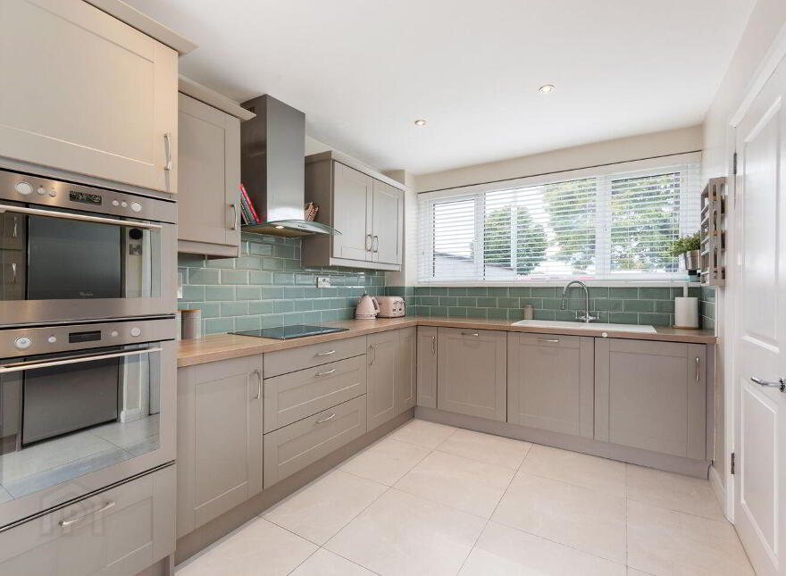 7 Pinewood, Ballybrack, A96K2F6
