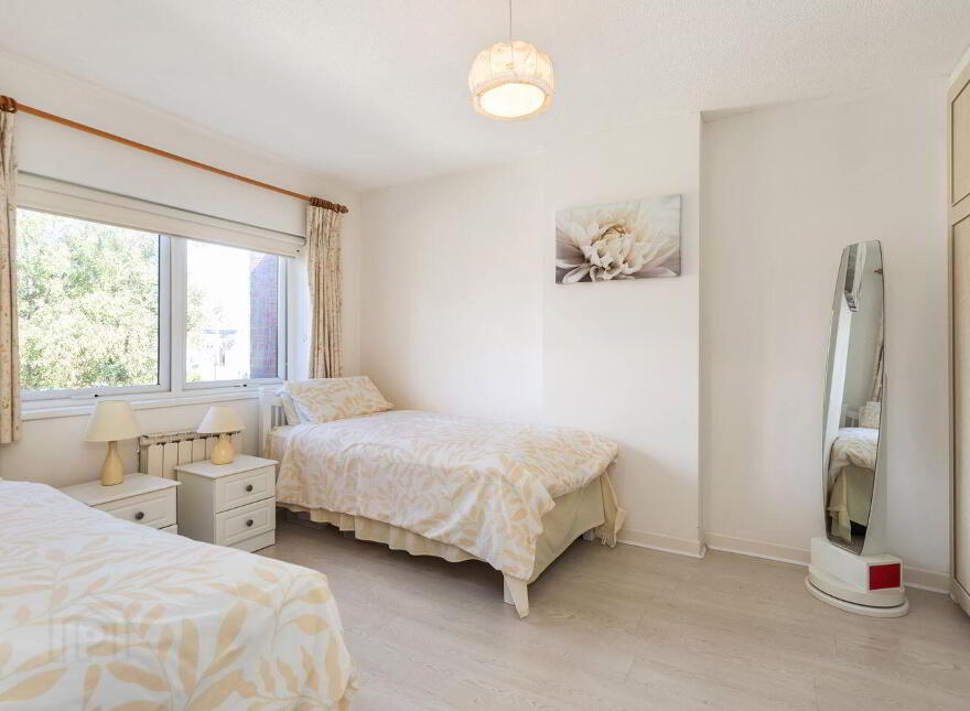 9 Cluny Park, Killiney, A96E093