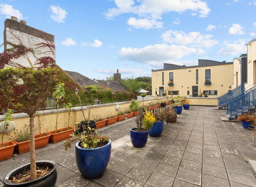 8 Castle Mews, Castle Street, Dalkey, A96HD21