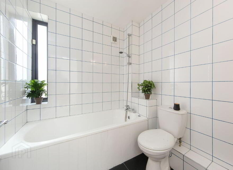 8 Castle Mews, Castle Street, Dalkey, A96HD21