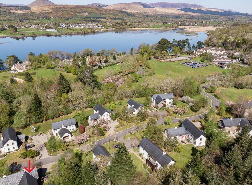 An Dún House, 6 Mountain View, Sheen Falls Country Club, Kenmare, V93XK85